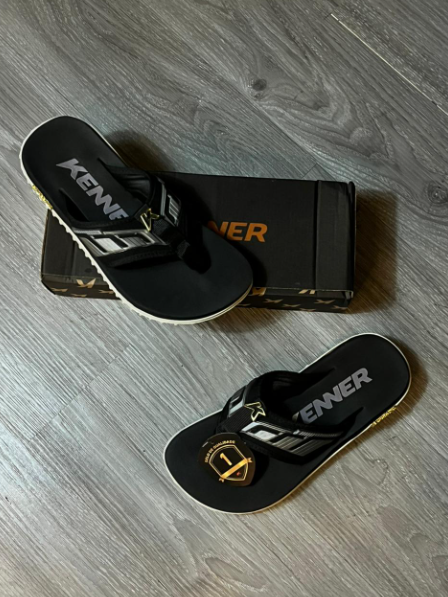 Chinelo Kenner Kivah Preto | Creme - CHK015