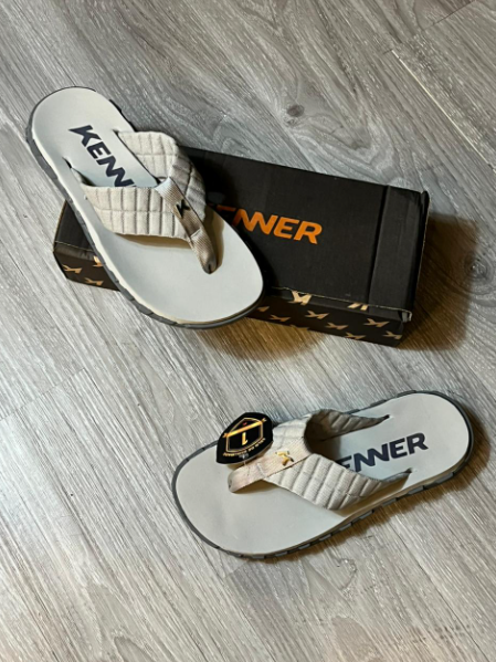 Chinelo Kenner Megah Puffer Branco | Cinza - CHK019