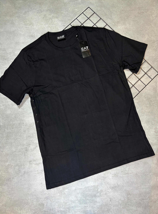 Camiseta Peruana Armani Preto - CP022