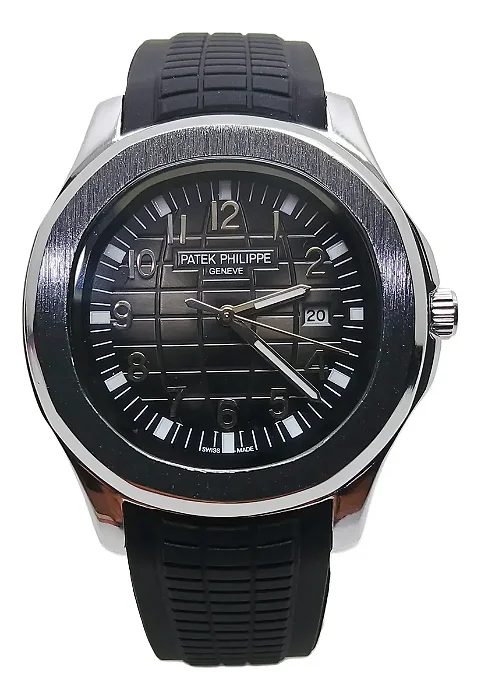 Patek Philippe Aquanaut Preto Pulseira e Fundo Preto 40mm