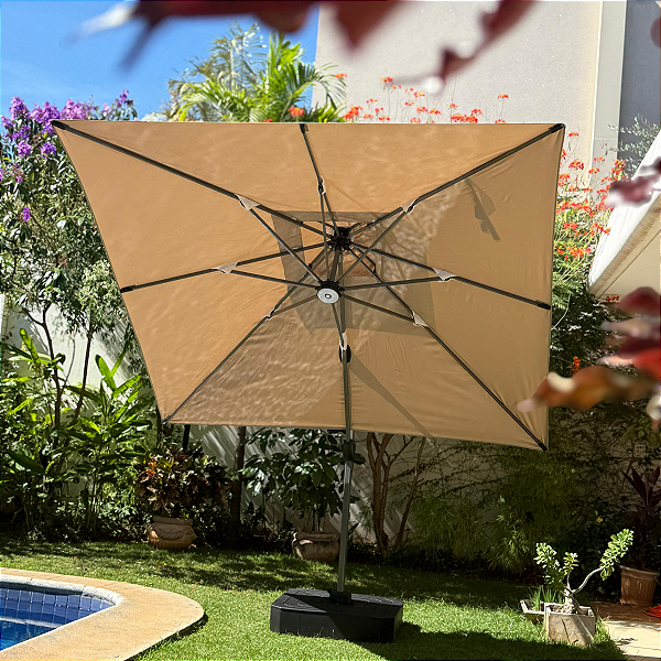 Ombrelone guarda sol lateral 3x3 Monte Carlo base 150 litros bege