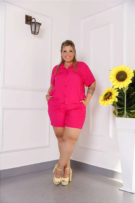 Conjunto Lara Feminino Plus Size Camisa e Short Modelo Básico Casual