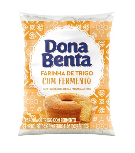 Farinha de Trigo Dona Benta Com Fermento Pacote com 1kg