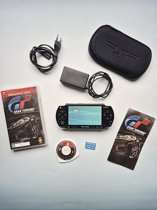 PSP 1000 (Playstation Portable) Preto 8Gb Lotado de Jogo + Jogo Gran Turismo