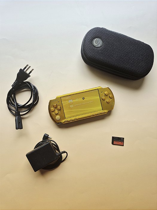 PSP 3000 Dourado (Gold) + Memory Stick 8GB Cheio de Jogos