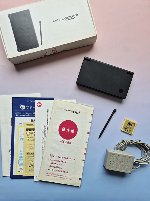 Nintendo DSi Preto Com Caixa Completo + Cartucho R4 Lotado de Jogos