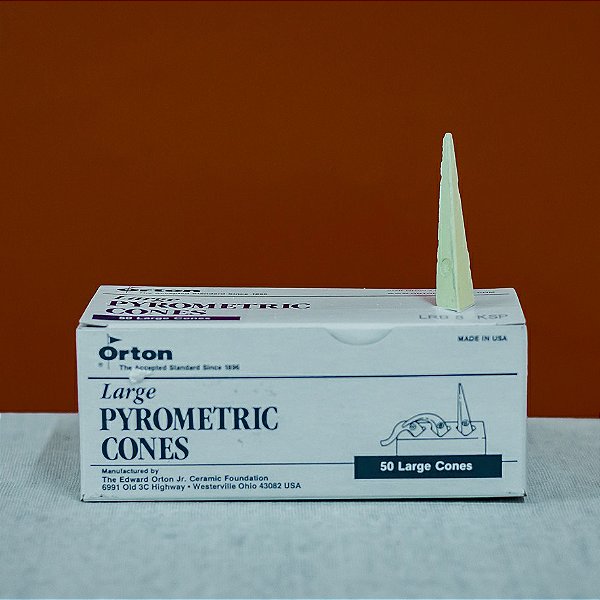 CONE PIROMETRICO ORTON STANDARD LARGE NUMERO 8 - 1250 GRAUS (CAIXA 50 UNIDADES)