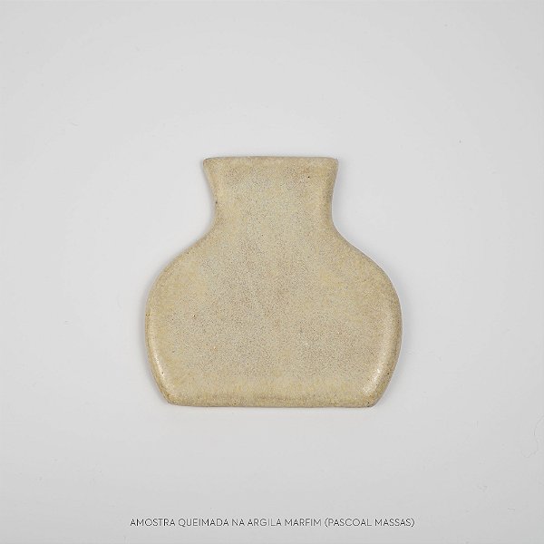 AT 582 - BRANCO CARAMELO