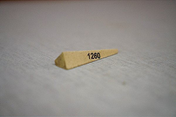 CONE PIROMETRICO NACIONAL NUMERO 8 - 1260 GRAUS (UNIDADE)