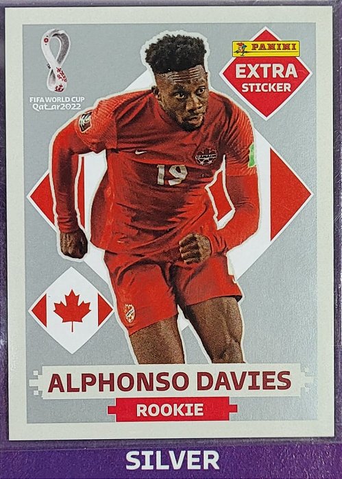 Extra Rookie - Alphonso Davies Prata - Canadá - Original Panini - Copa do Mundo do Qatar 2022