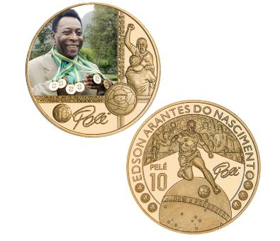 Moeda Pelé Dourada / Colorida com sua Medalhas em conquistas pela Seleção do Brasil - World Cup
