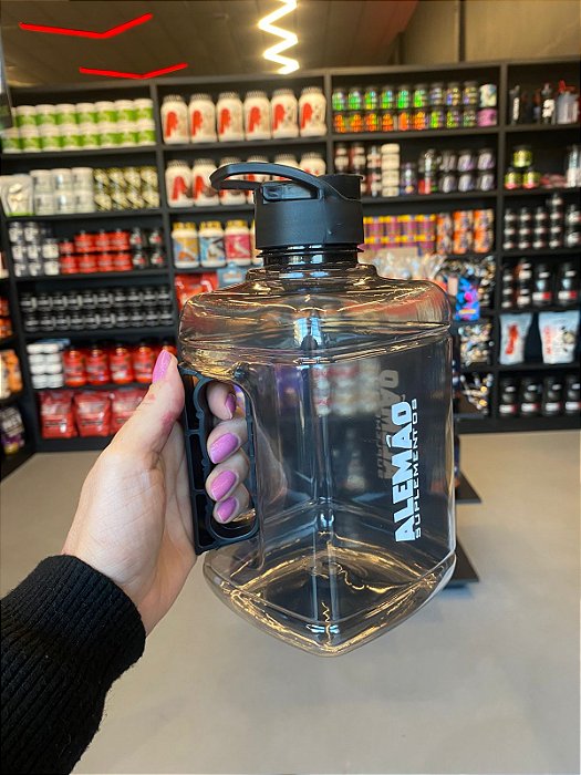 Garrafa Fumê Claro 1,5L com Tampa Preta da Alemão Suplementos