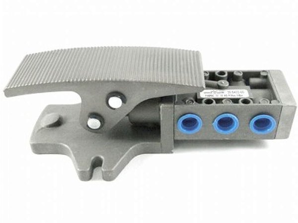 VALVULA PEDAL MOLA 1/4 5 VIAS WERK           6540