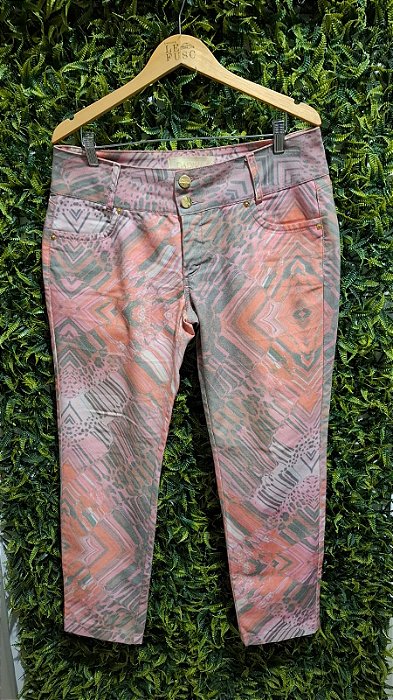 CALÇA ESTAMPA LARANJA  DÁDIVA   46