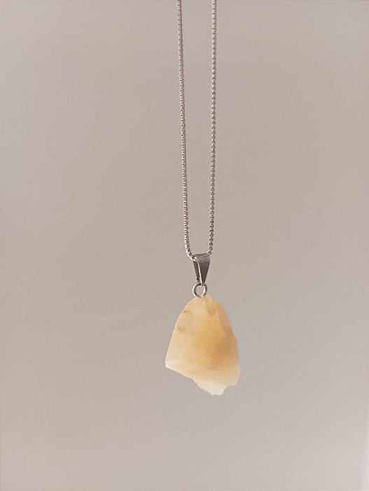 Pingente Calcita Mel bruto – Clareza Emocional, Vitalidade e Confiança