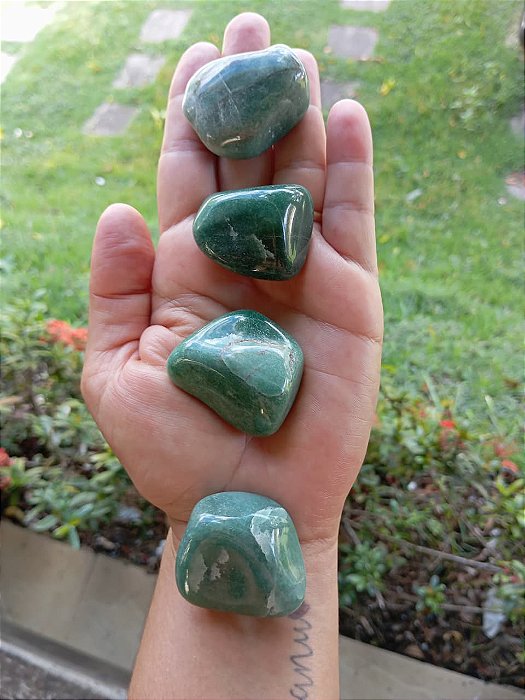 Pedra rolada de Quartzo Verde – Equilíbrio e Saúde