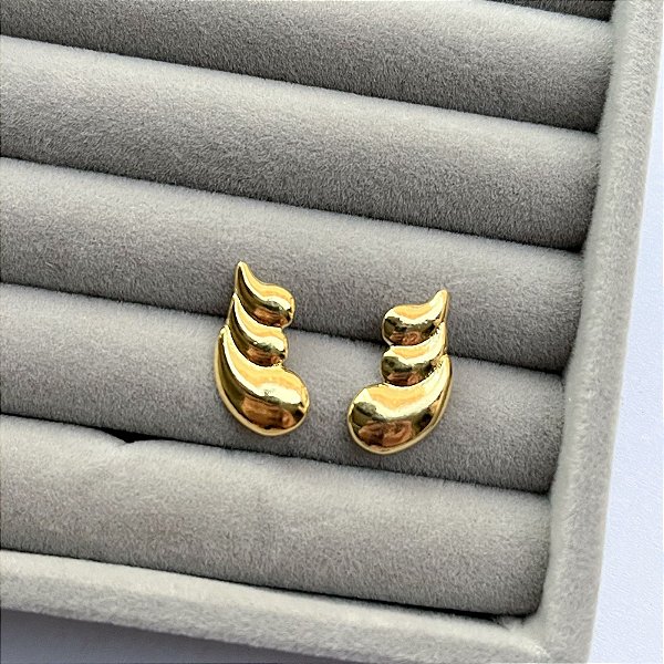 Brinco Ear Cuff Dourado