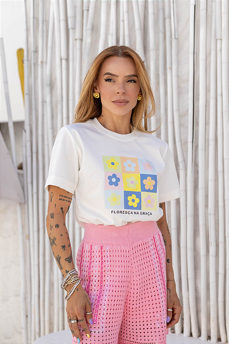 Tshirt Quadro Flores Floresça na Graça
