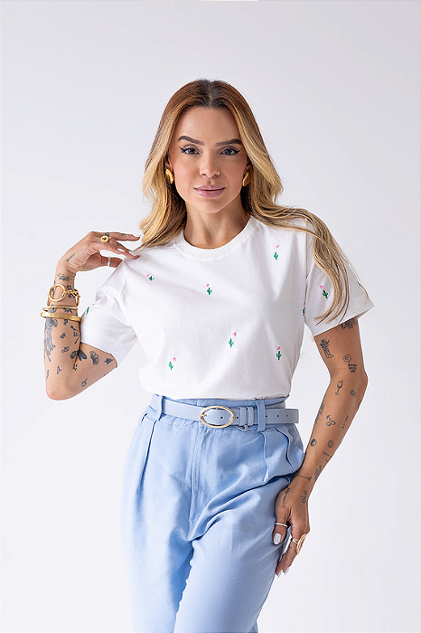 Tshirt Bordada Mini Cactos Algodão