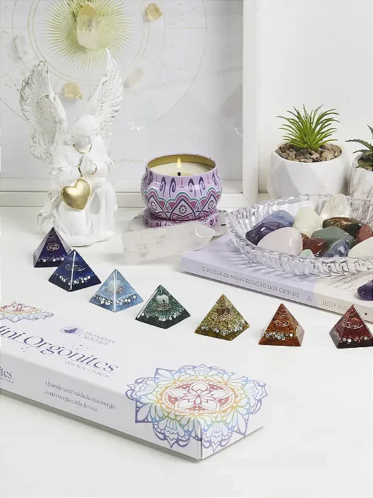 Kit Mini Orgonites Pirâmides dos 7 Chakras