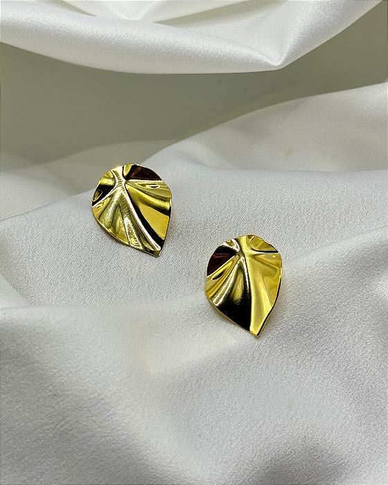 Brinco Folha Orgânico banhado em ouro 18k