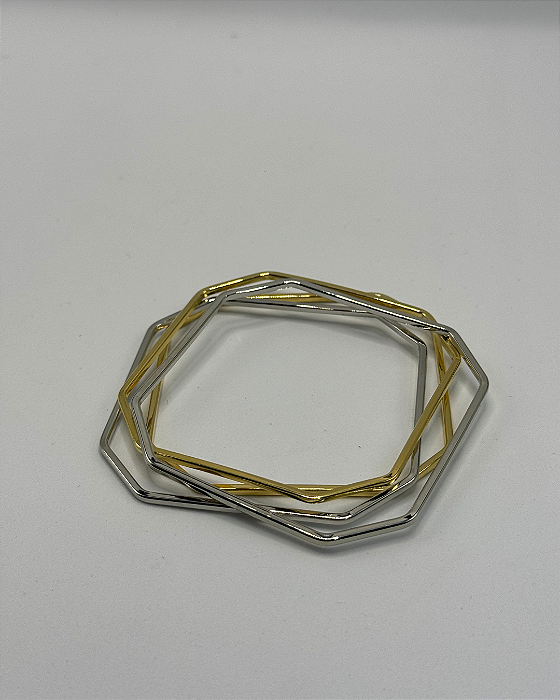 Bracelete Design Aro Quadrado Liso banhado em ouro 18k
