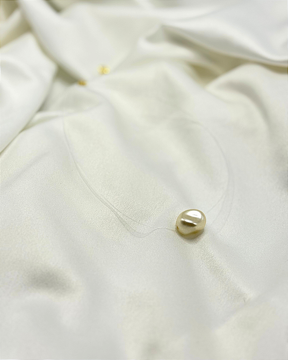 Colar Fio de Nylon Pérola Barroca Banhado em Ouro 18k