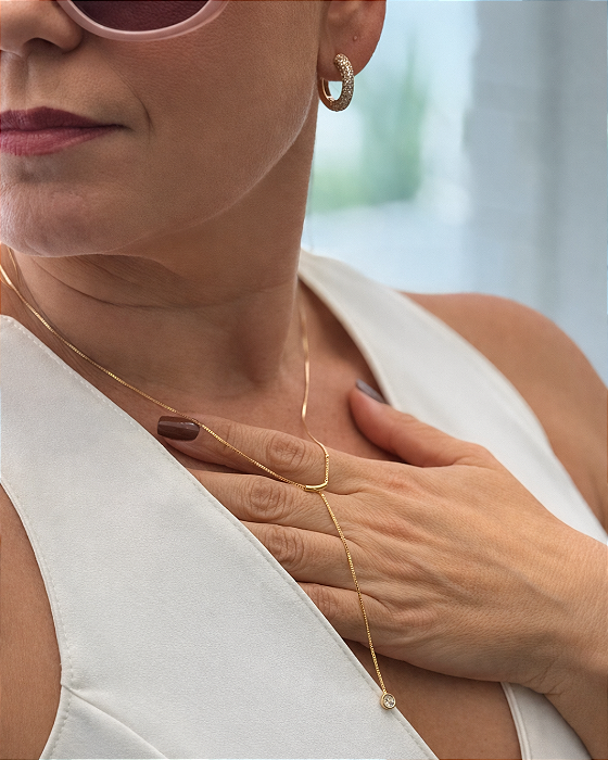 Colar Gravatinha com Mini Cristal Banhado em Ouro 18k