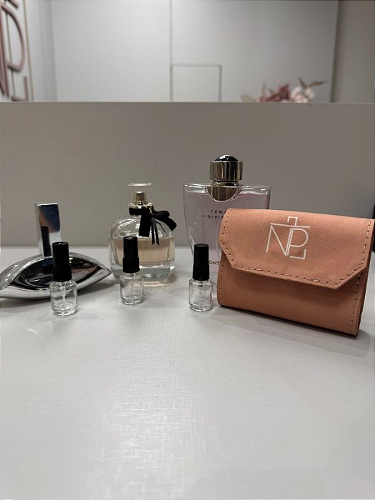 Kit promocional Mãe Enjoada - Necessaire decante + 3 decantes 5ml