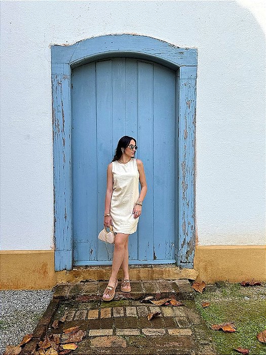 Vestido em linho curto Natural - V1109