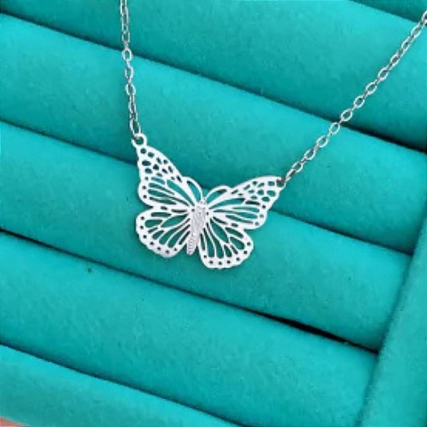 Colar Borboleta -Símbolo da Felicidade e da Liberdade em Aço Inoxidável
