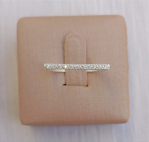 Anel Friso Cravejado