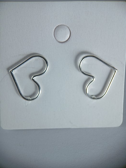 Brinco  Coração Vazado