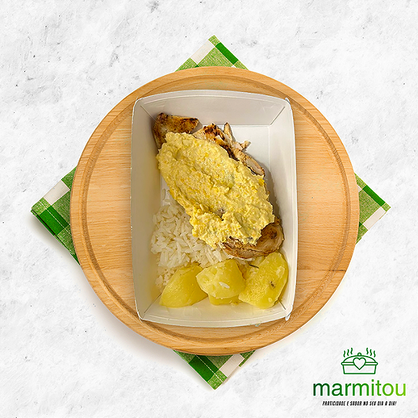 Peito de frango com creme de milho