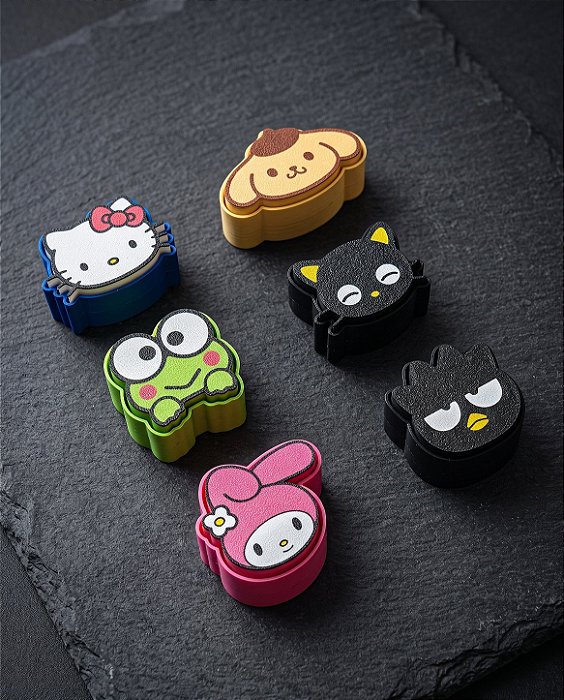 Chaveiro Clicker 3D Coleção Sanrio – Fidget Toy Hello Kitty, My Melody, Badtz-Maru e Amigos