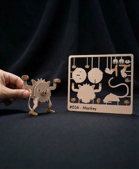 Kit Card 3D Pokémon Montável e Colecionável – Mankey #056 (Mini Figurina DIY)