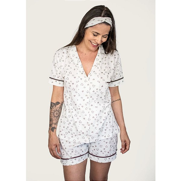 Pijama Americano Manga Curta Algodão – Bege Coração Tamanho:M