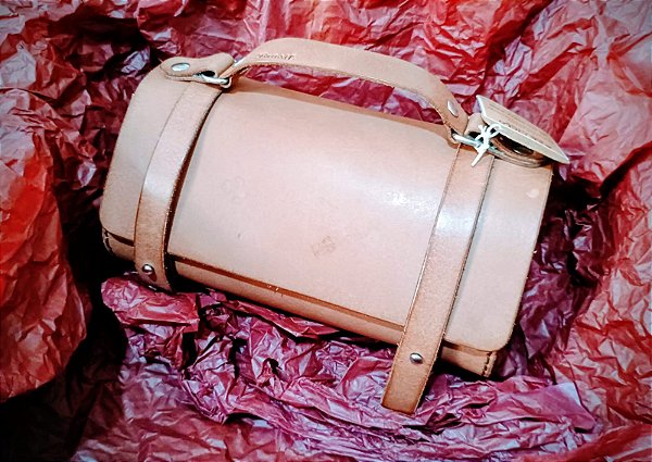 Nécessaire couro natural vegetal - 100% artesanal