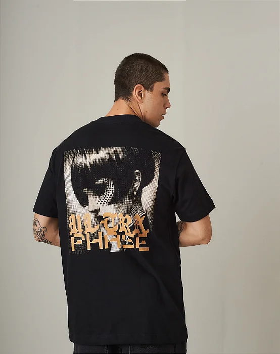 Camiseta Blunt Premium Motoko