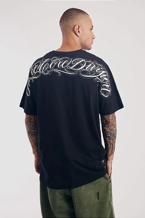 Camiseta Especial MCD Mj Caligraffiti Preto