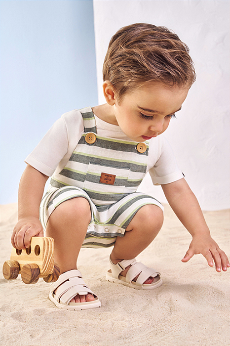 Conjunto Camiseta e Jardineira Divertto