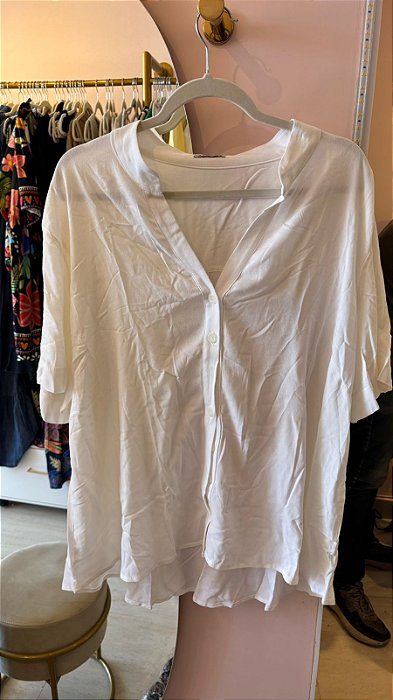 Camiseta social branca 48