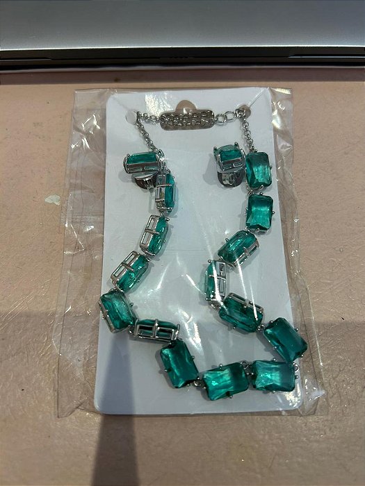 Conjunto esmeralda