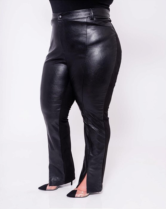 Calça couro suede e alfaiataria preta 54