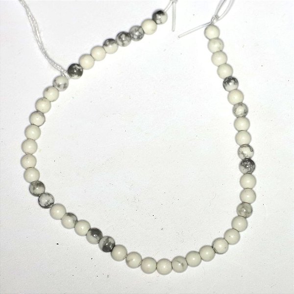 Pedra Natural Howlita Branca 0,4mm