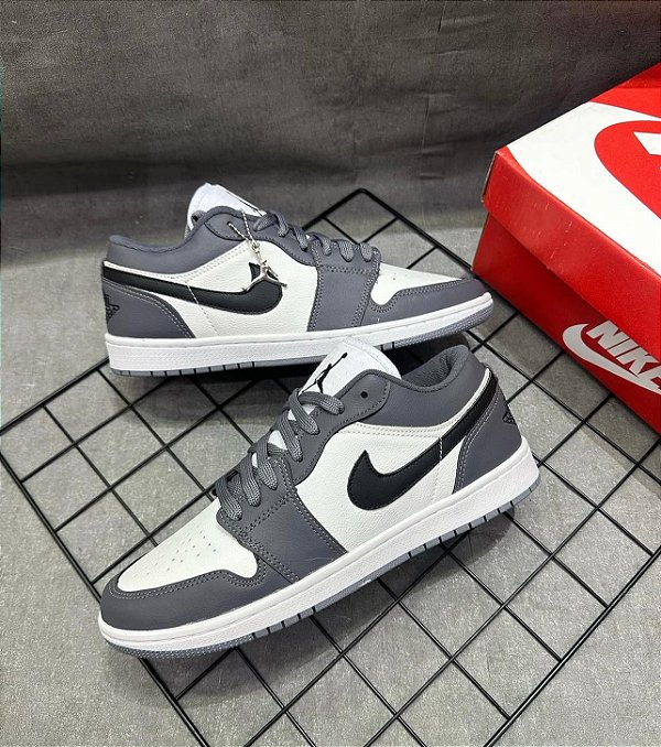 Tênis Air Jordan 1 Low Premium Preto Cinza Branco