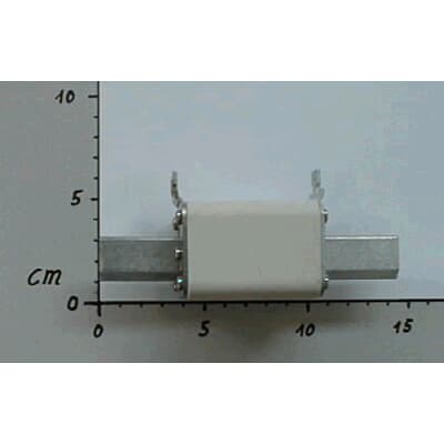 ABB | Fusível ultrarrápido (gR), 250A, 690V, para proteção de semicondutores em drives 170M3817