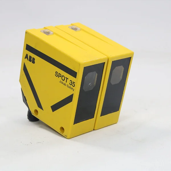 ABB | Barreira de luz de segurança de feixe único, alcance de 35m, para proteção de perímetro. Spot 35