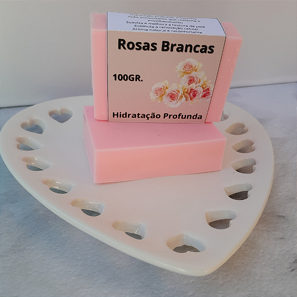 Sabonete artesanal em barra de rosas brancas 100g – Hidratação profunda e aroma delicado floral