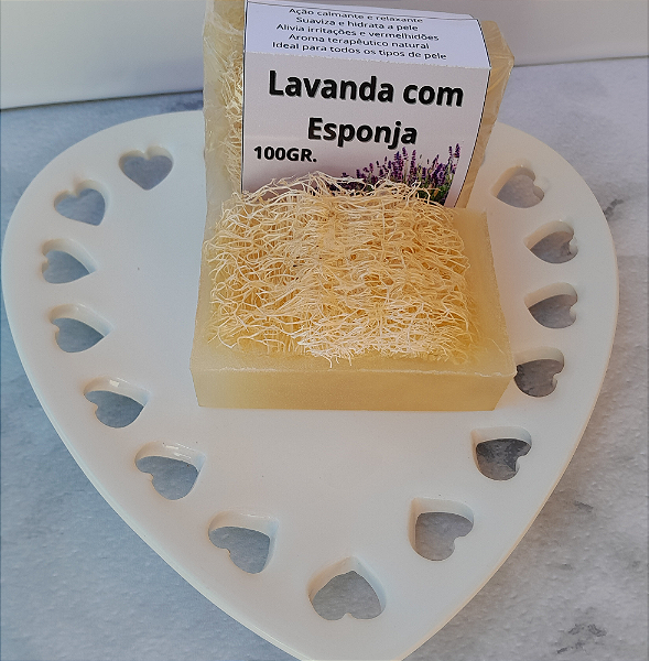 Sabonete artesanal em barra de lavanda com esponja natural 100g – Relaxamento e esfoliação suave para a pele